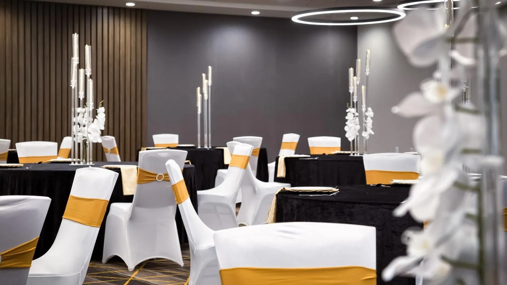 Holiday Inn Nashville Airport By Ihg 3*,  United States