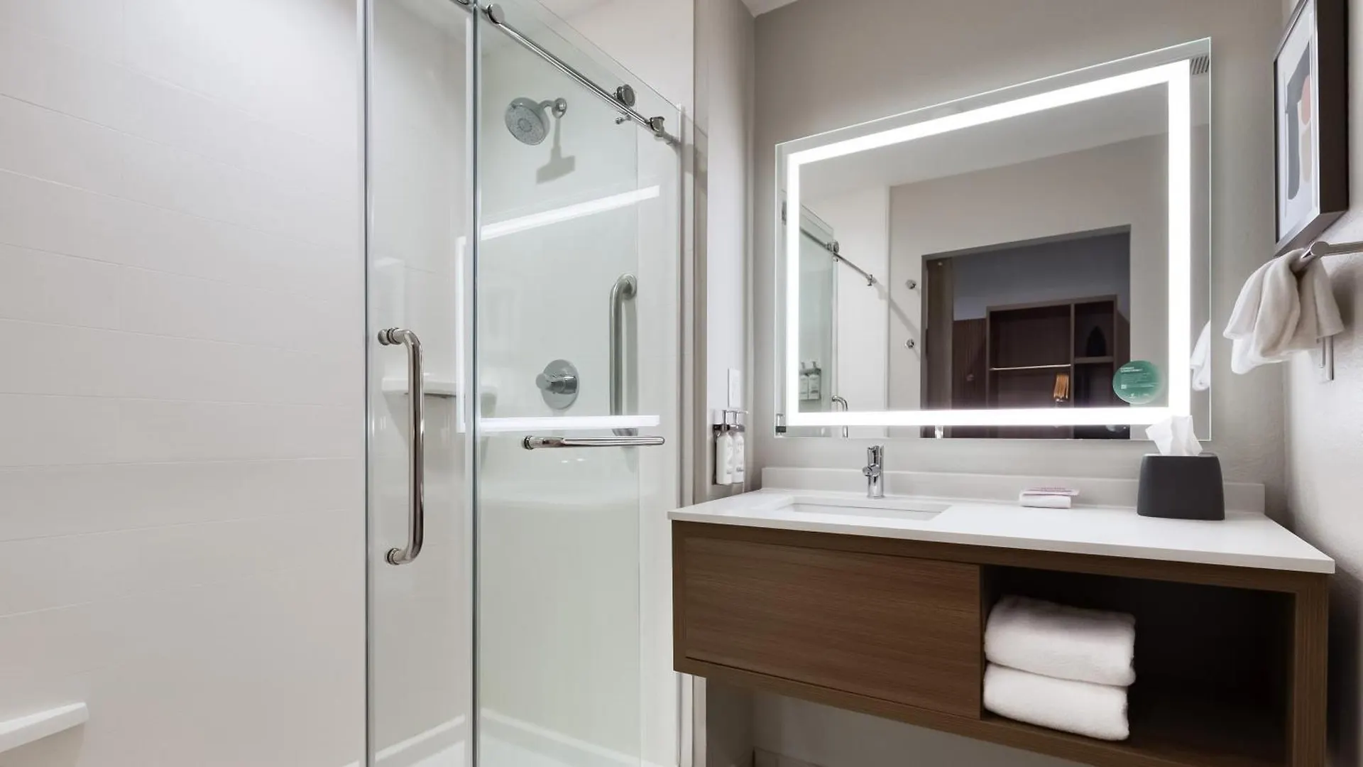 Holiday Inn Nashville Airport By Ihg Hotel
