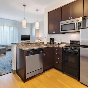Towneplace By Marriott Airport Hotel